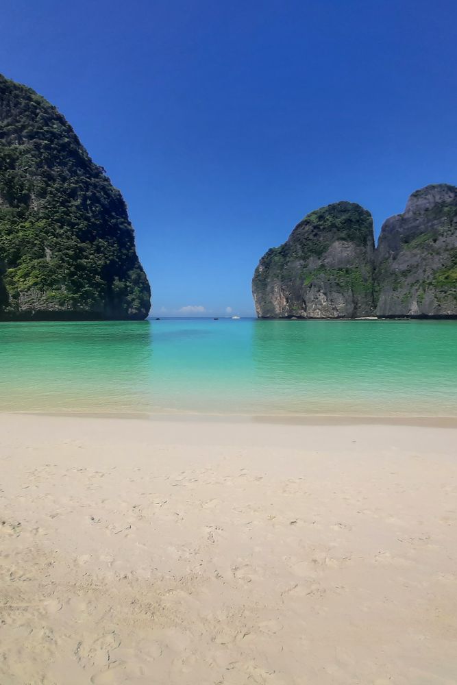 Maya Bay, la plage de The Beach en Thaïlande.