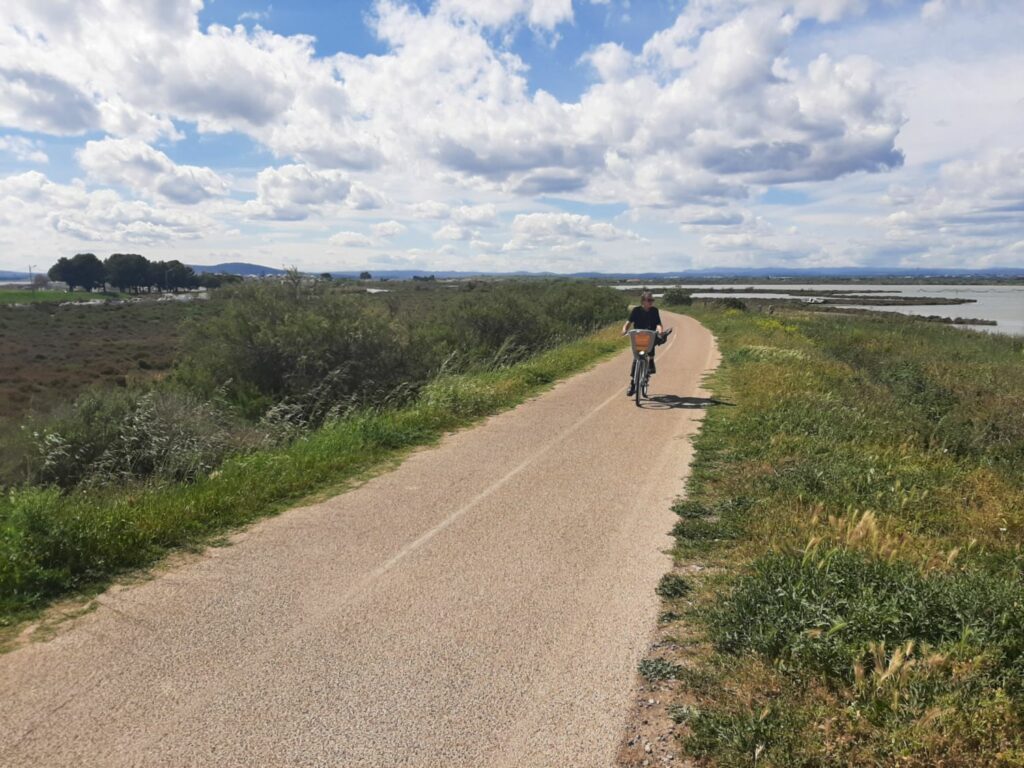 Aller à la plage avec un vélomagg en libre service, c'est facile.