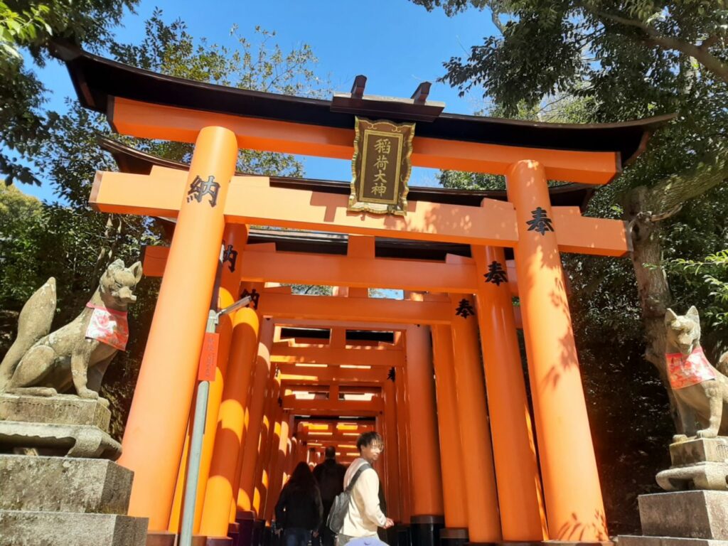 Fushimi Inari compte des milliers de torii.